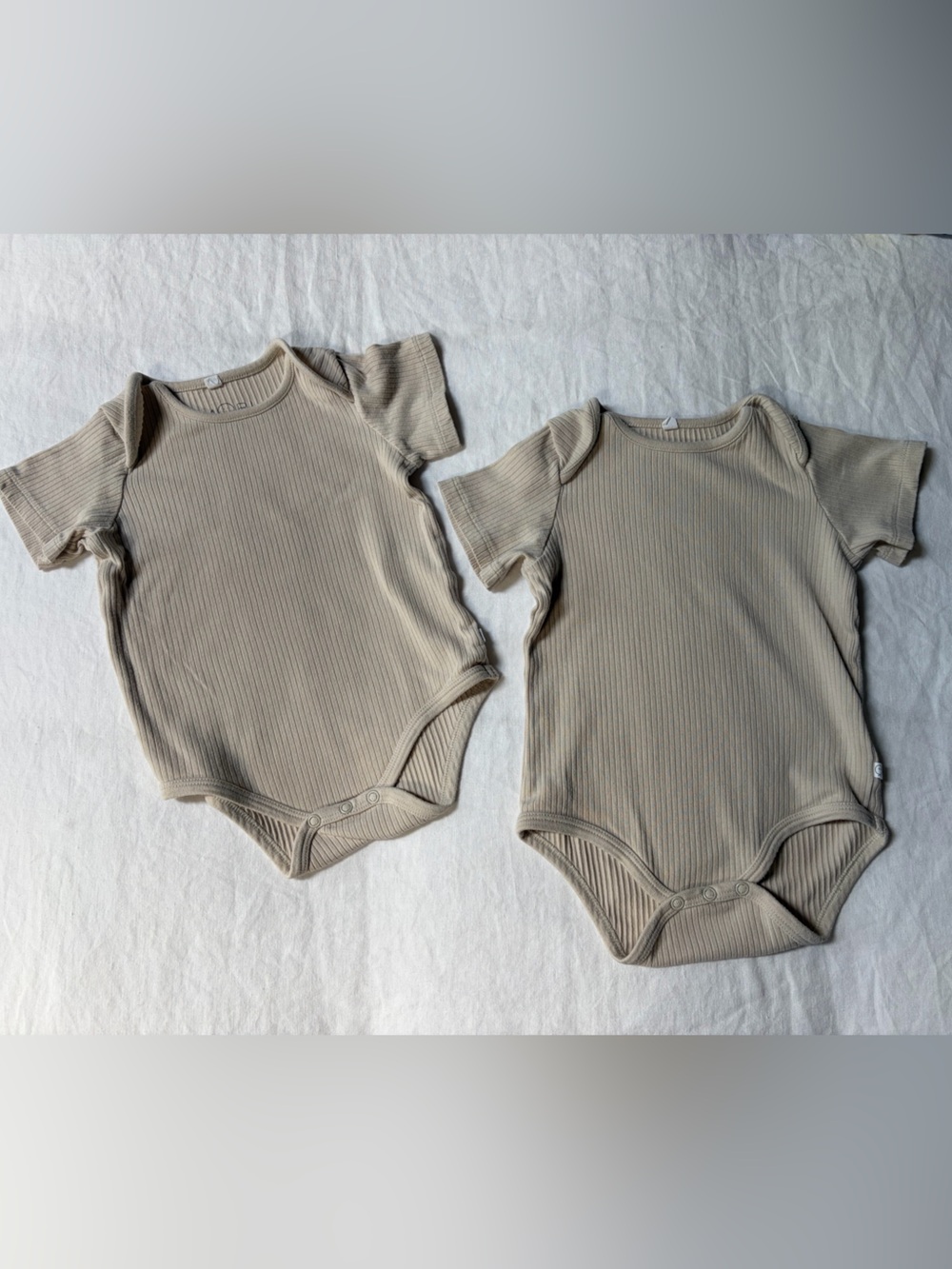 Mori Baby Ribbed Short-Sleeve Bodysuit - set of two
